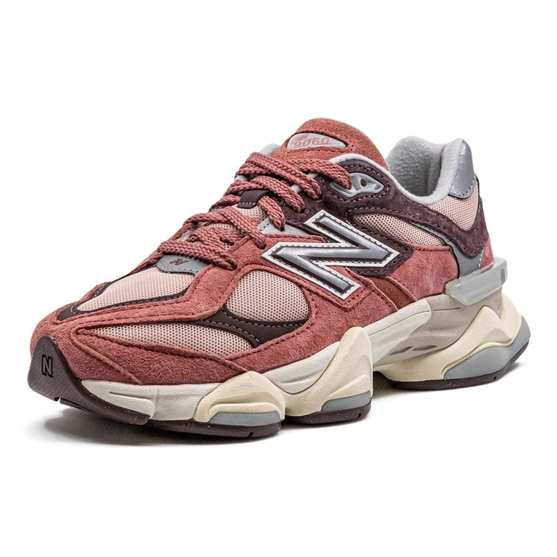 "Mineral Red/Truffle"